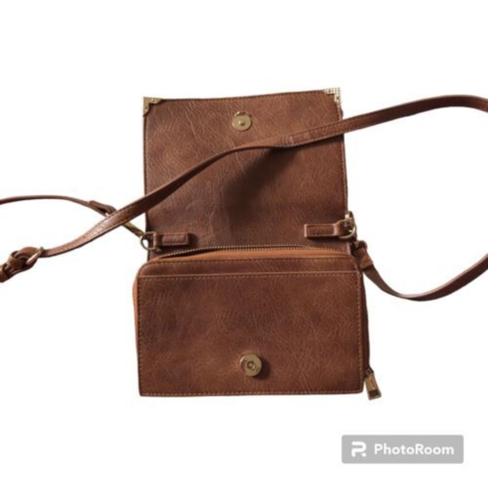 URBAN EXPRESSIONS Tan Vegan Leather Zip Foldover Clutch Crossbody Purse‎ Nice
